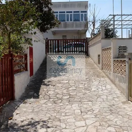 Via Capri Apartman